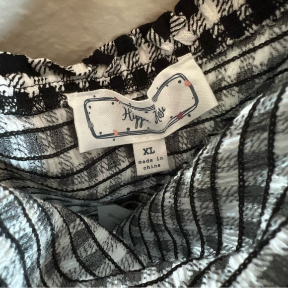 Hippie Rose Black White Gingham Tiered Spaghetti Strap Smocked shirt - Picture 4 of 6